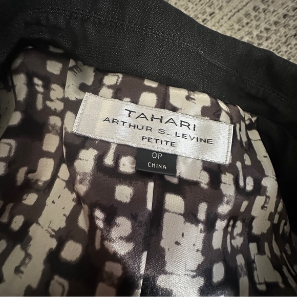 Tahari Arthur S. Levine Dark Gray Blazer Womens 0P 0 Petite - Picture 6 of 6
